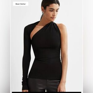 Marcella Manhattan One Shoulder top NWOT - small